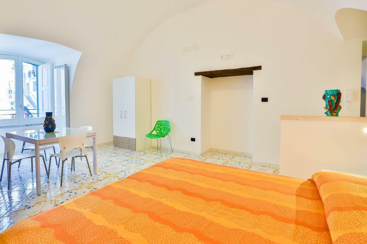 Della Monica Rooms Vietri Luaran gambar